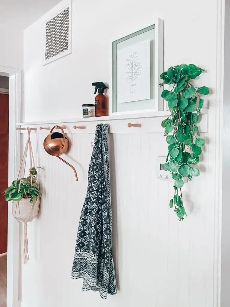 DIY Beadboard Feature Wall with Shaker Pegs