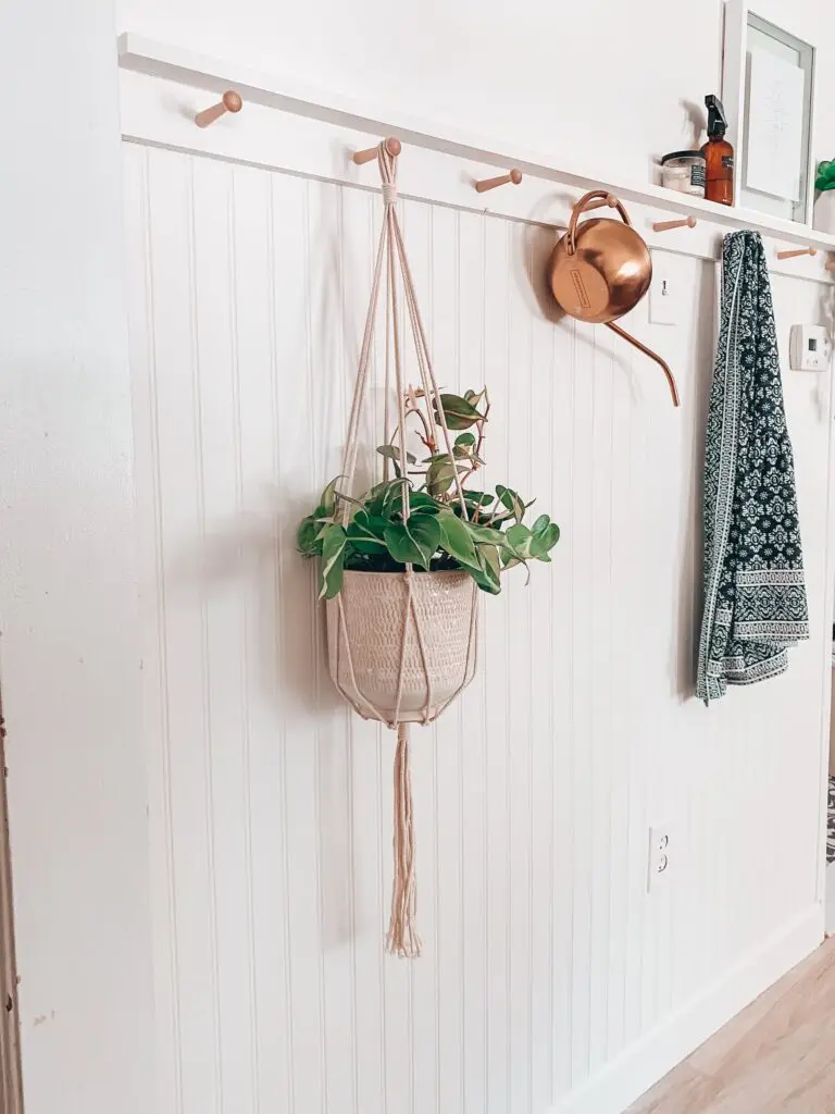 DIY Beadboard Feature Wall with Shaker Pegs