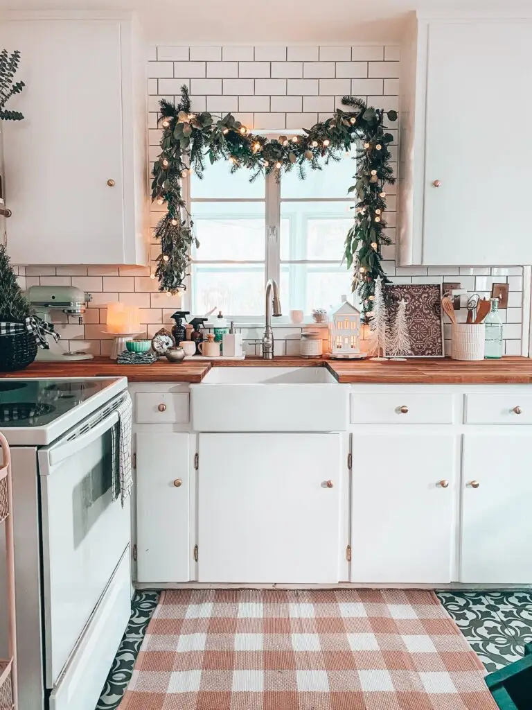 Kitchen Christmas garland over kitchen sink