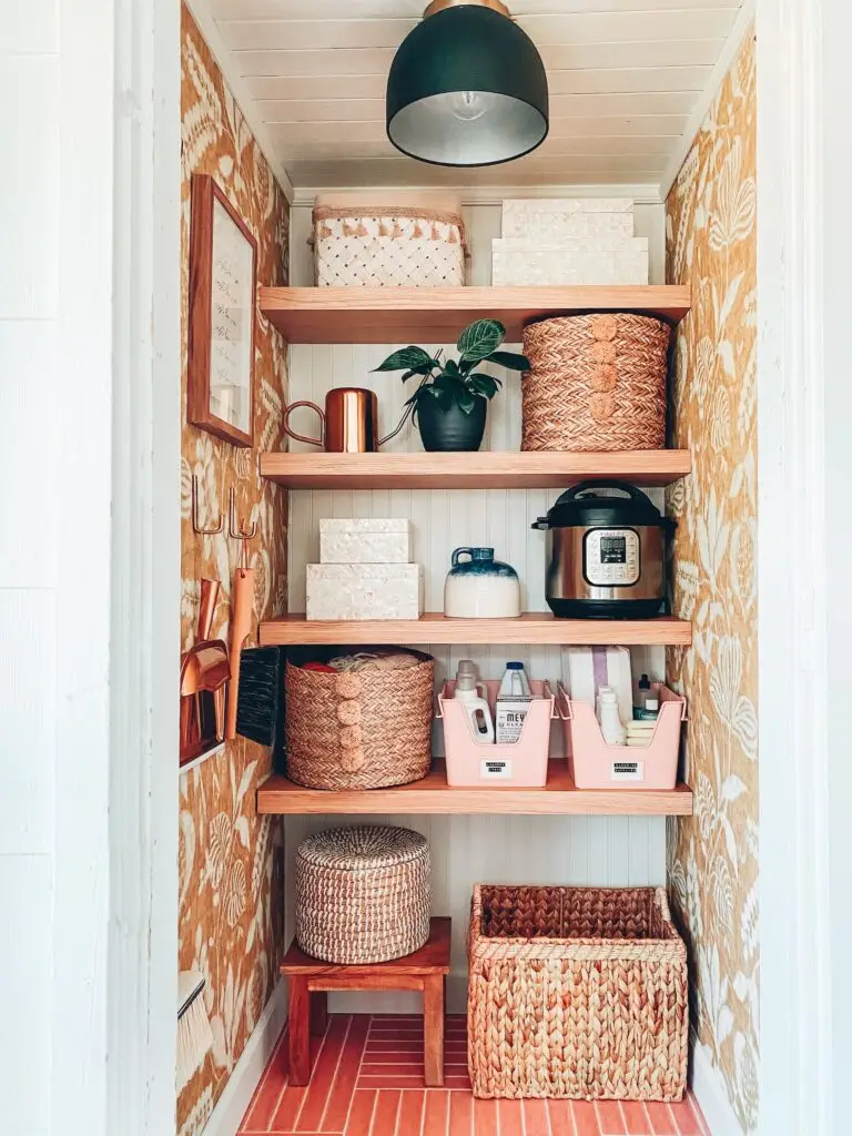 diy laundry room closet