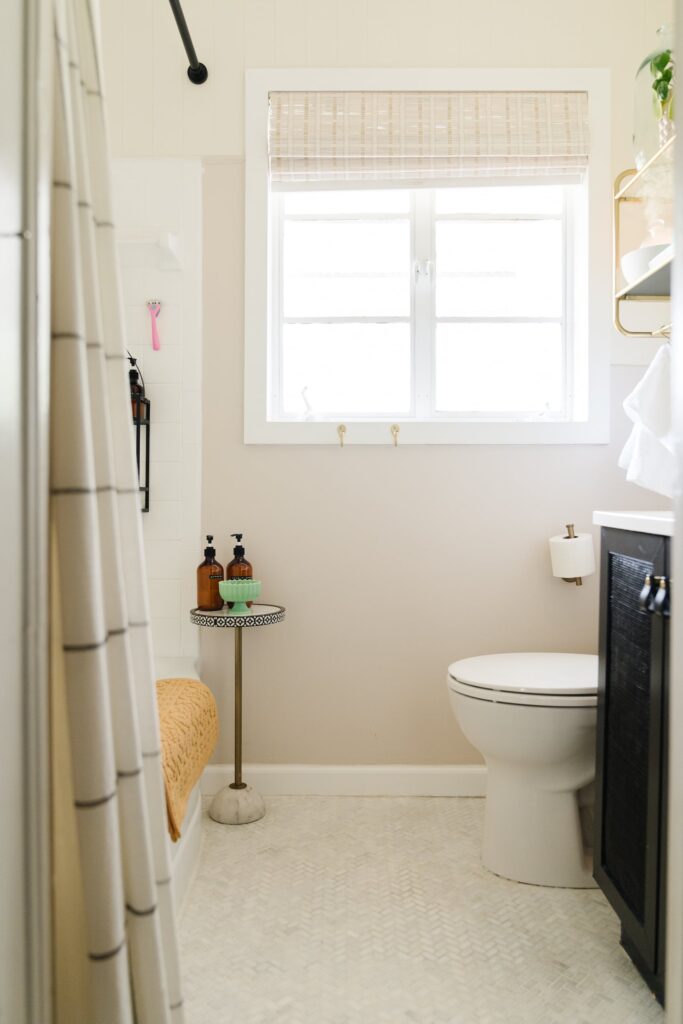 Small Bathroom Remodel on a Budget - Blushing Bungalow | So Cute You'll ...