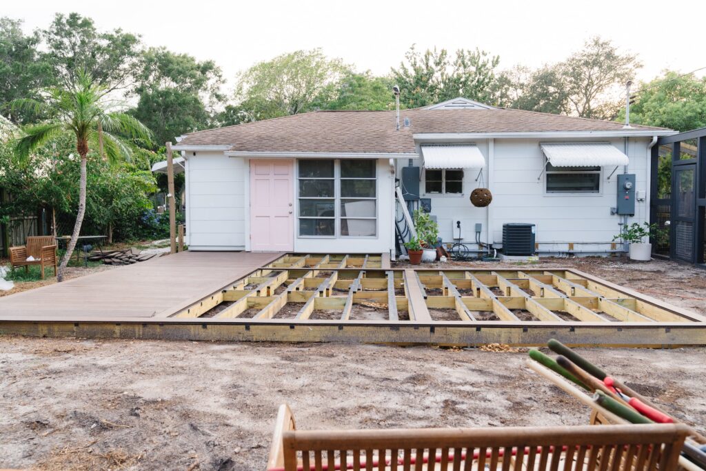 How to Correctly Plan a Pattern on a Deck - Blushing Bungalow | So Cute ...