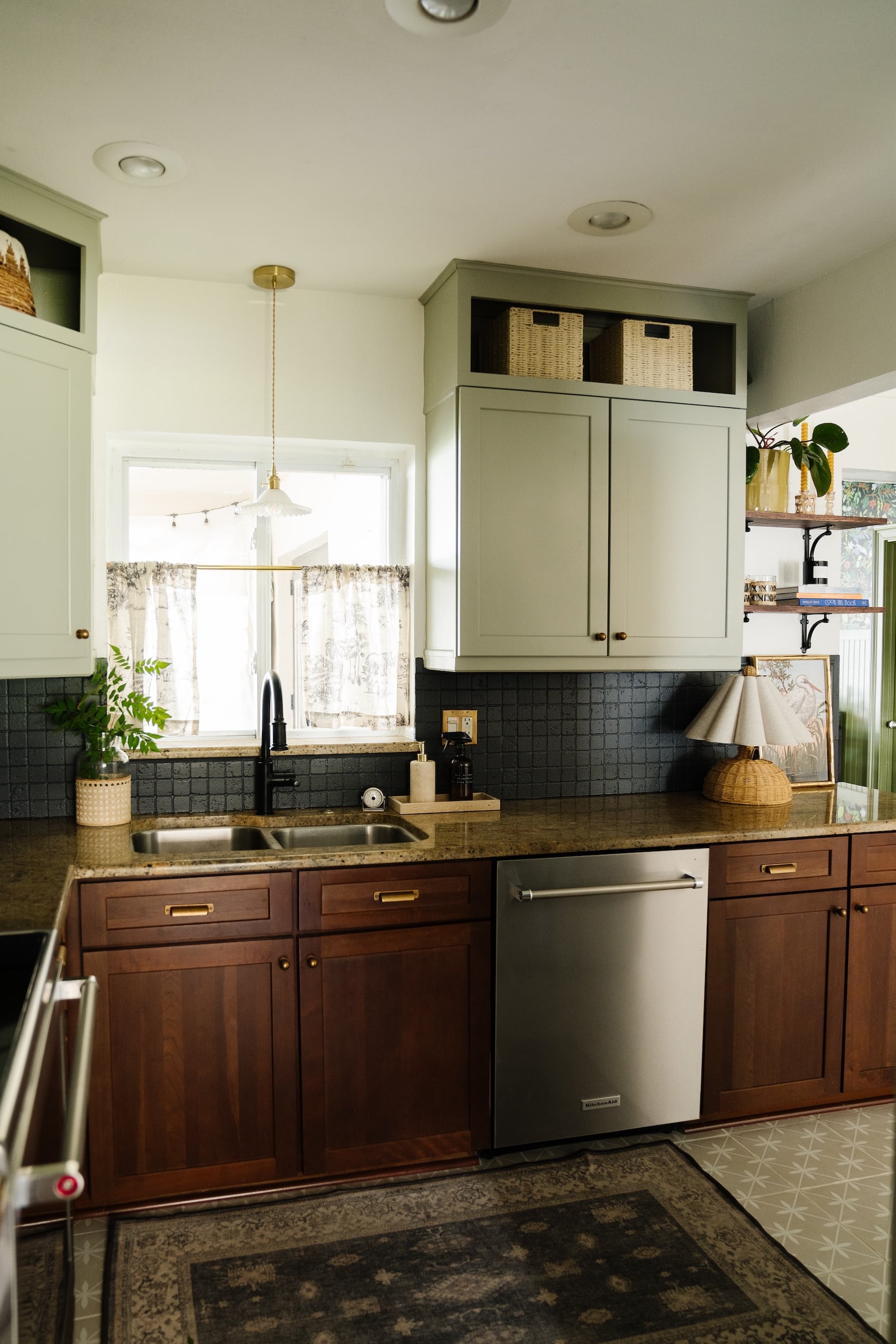 How to Update a Kitchen Without Renovating - Blushing Bungalow | So ...